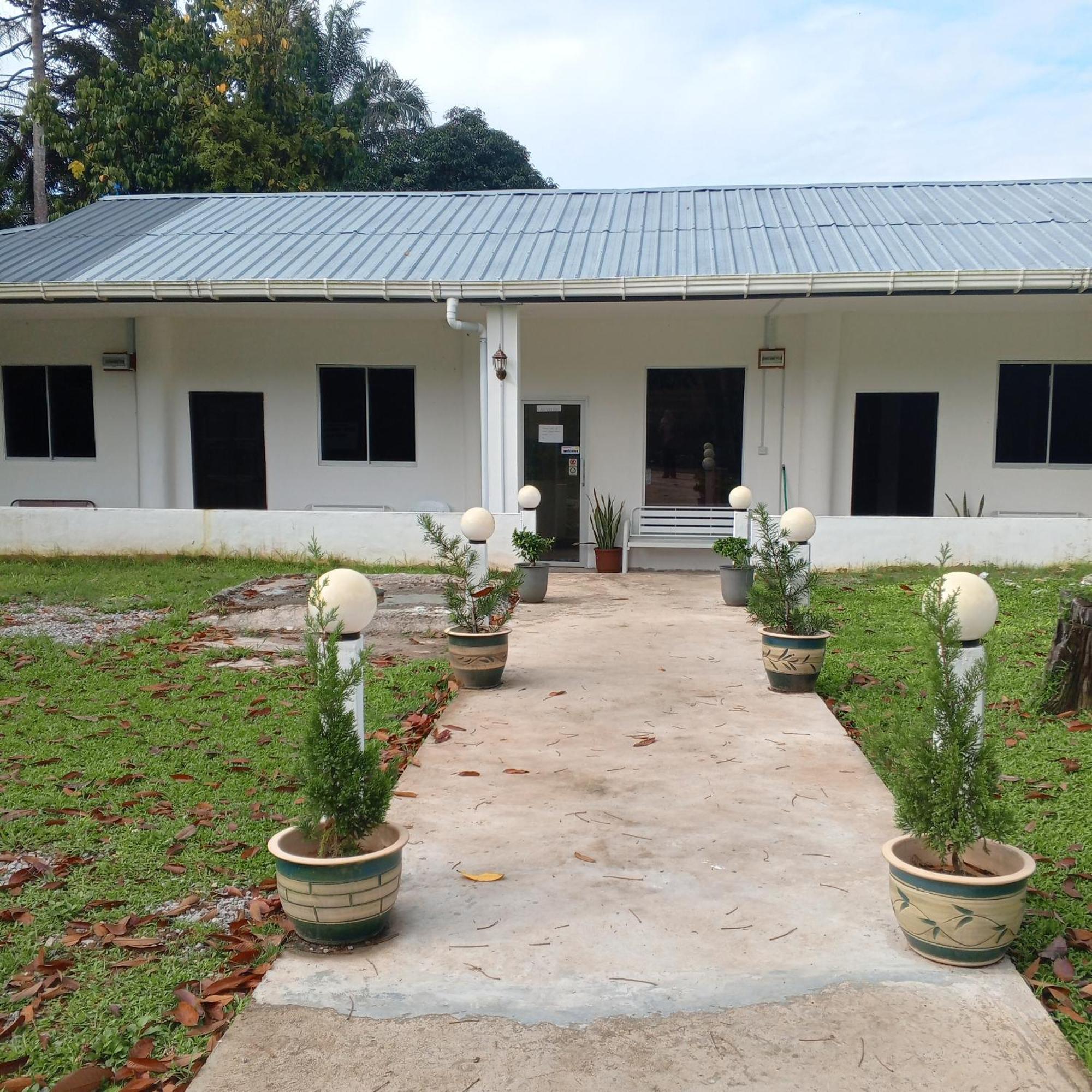 Sukau Tomanggong View Bed & Breakfast Exterior foto