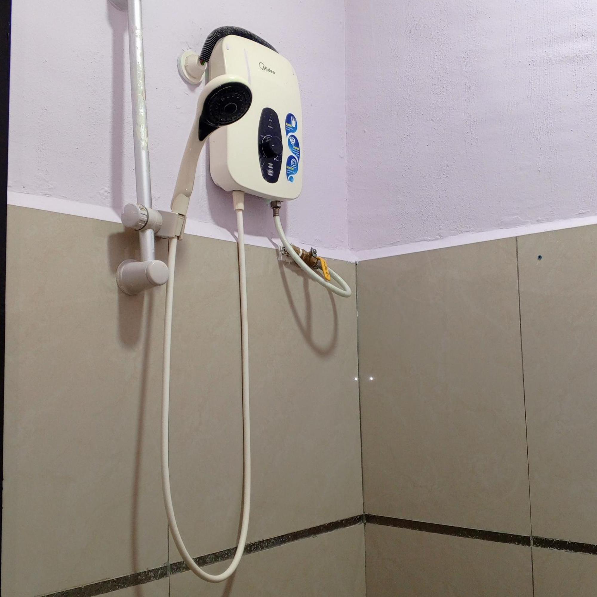 Sukau Tomanggong View Bed & Breakfast Zimmer foto